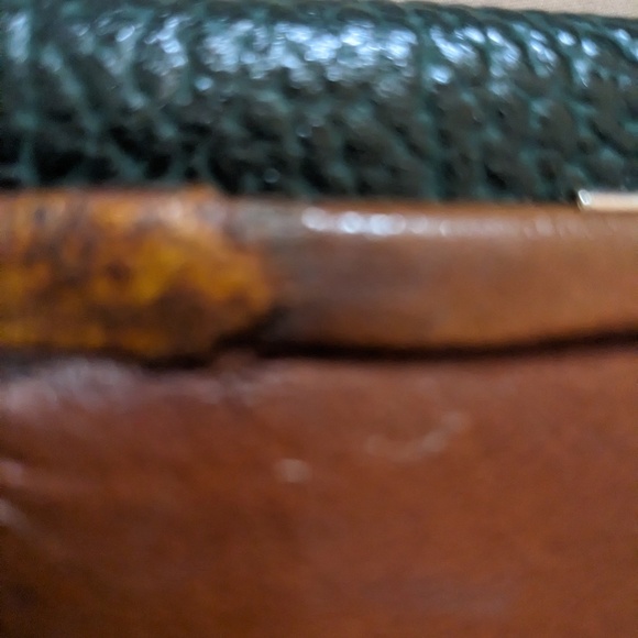 Dooney & Bourke Green/Tan Leather Shoulder Bag & Wallet Please Read Description - Picture 11 of 16